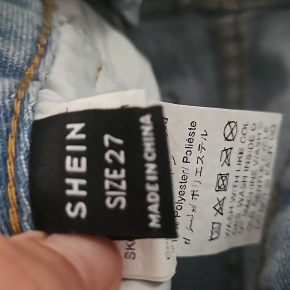 Shein Jean shorts - Picture 4 of 4